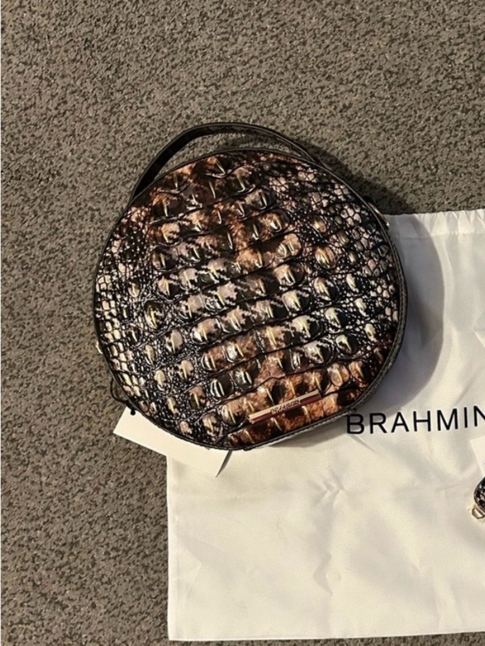 Brahmin Lane Untamed round crossbody - Picture 4 of 4